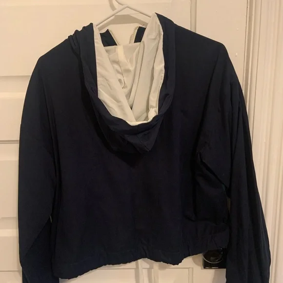 Wind jacket - Picture 2 of 3